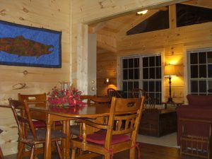 cabin rental amenities dining room